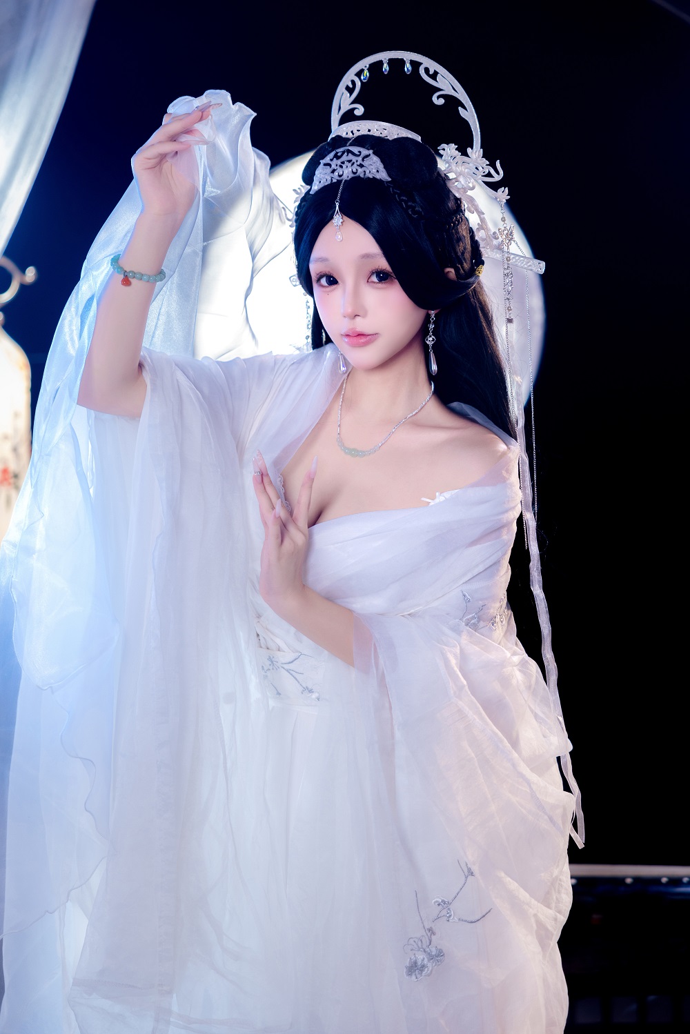 日奈娇-白月光[216P+2V] COS网红博主 预览1图