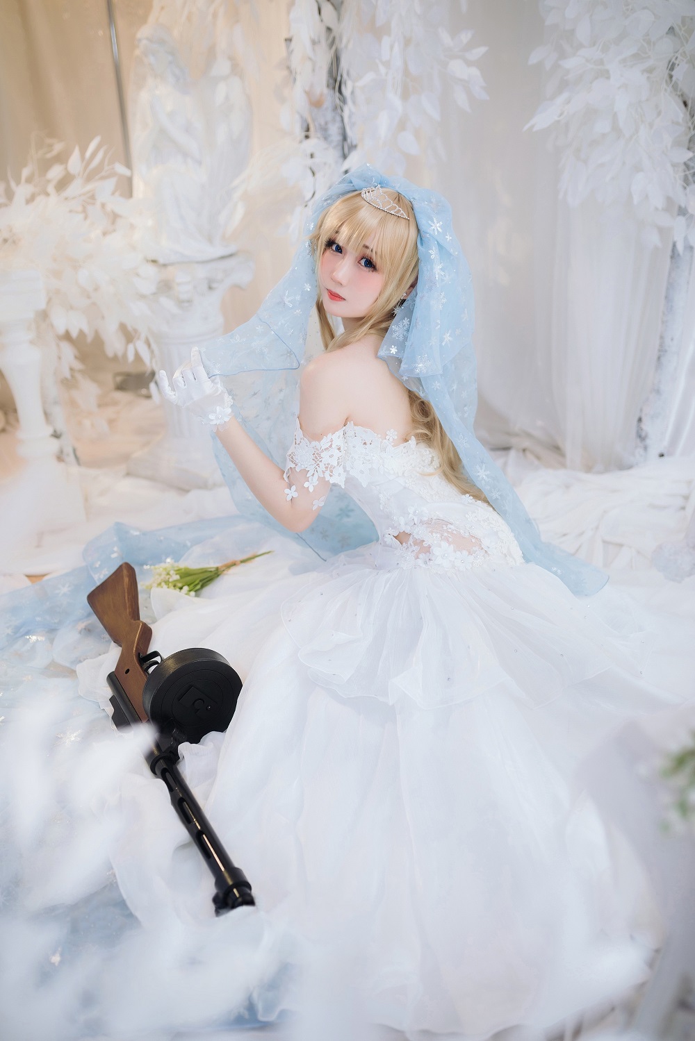 焖焖碳-少女前线-索米婚纱[42P] COS网红博主 预览2图