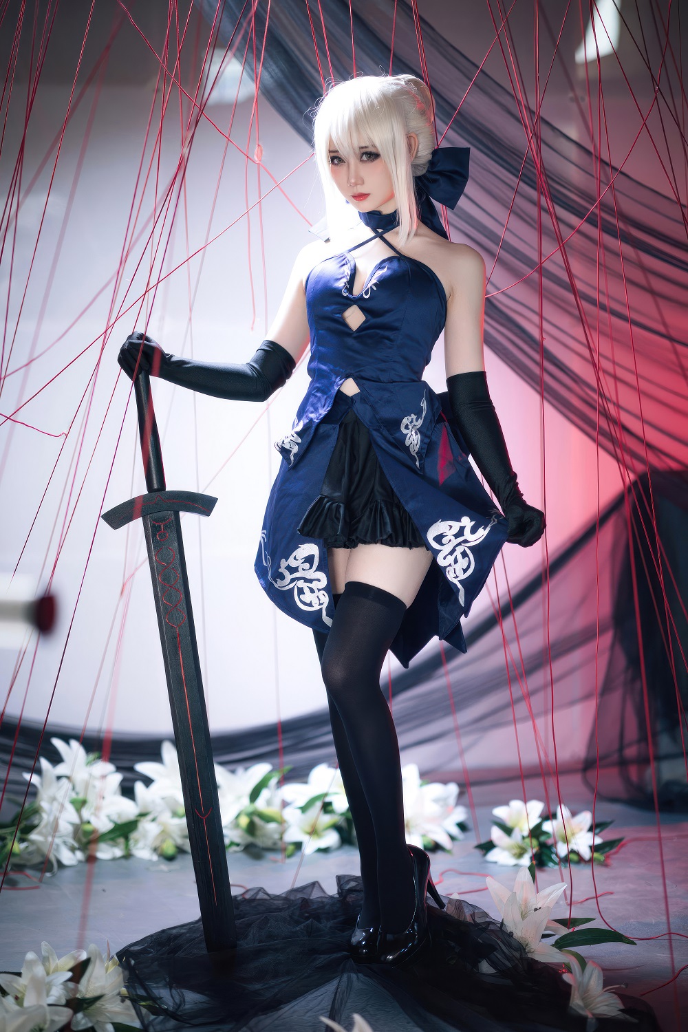 焖焖碳-FGO-黑Saber三破礼服[30P] COS网红博主 预览1图