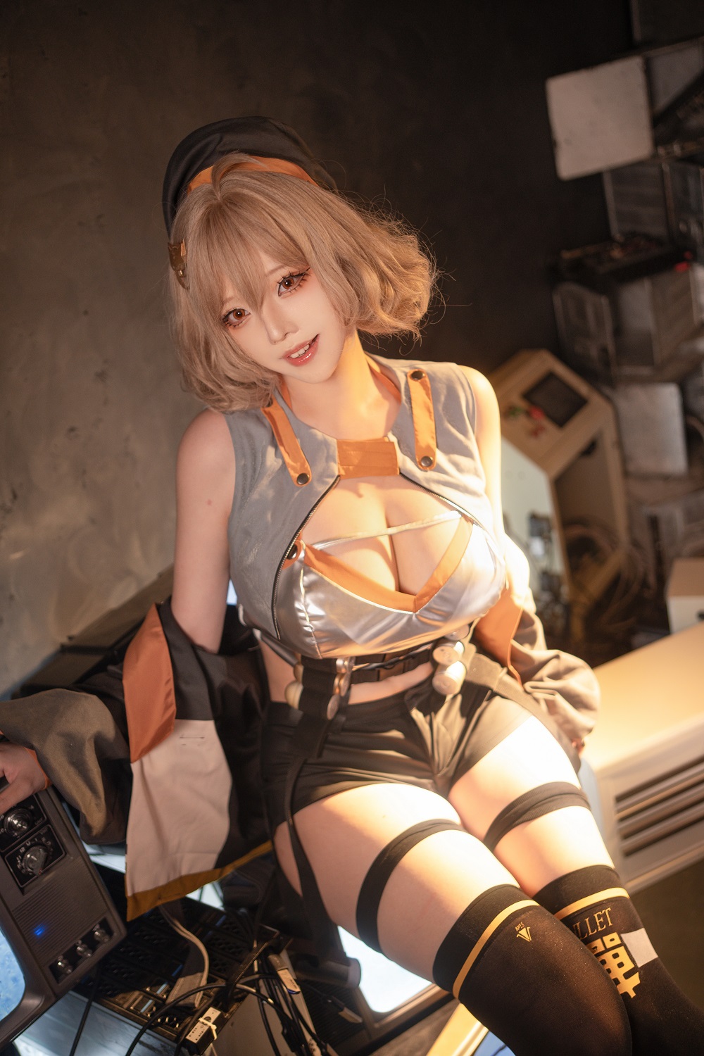 菌烨tako-Nikke胜利女神-阿妮斯[12P] COS网红博主 预览2图