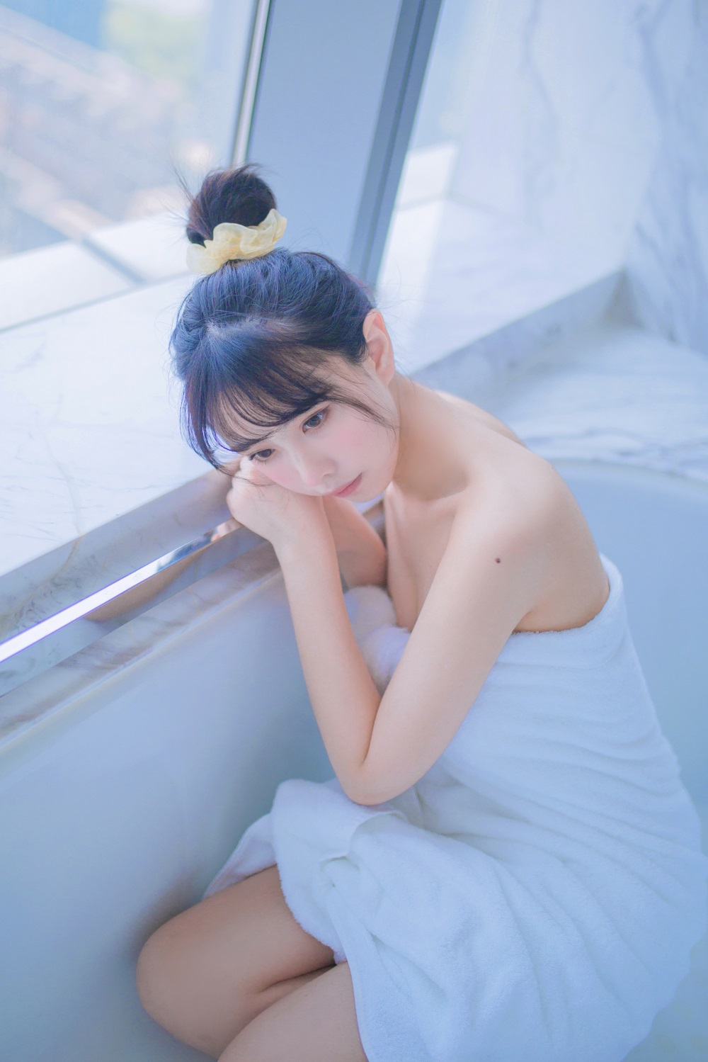 念雪ww-加载可爱[28P] COS网红博主 预览2图