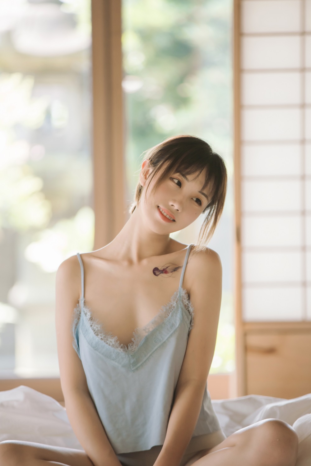 念雪ww-夏天日记[27P] COS网红博主 预览1图