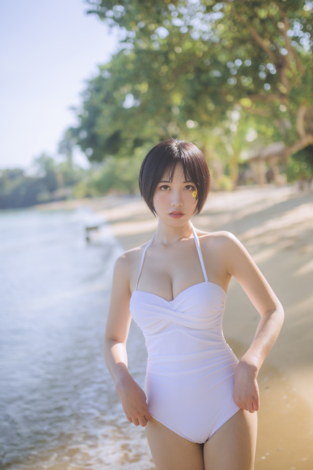 念雪ww-白色泳衣[30P] COS网红博主 预览2图