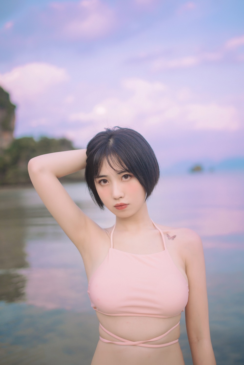 念雪ww-粉色泳衣[30P] COS网红博主 预览2图