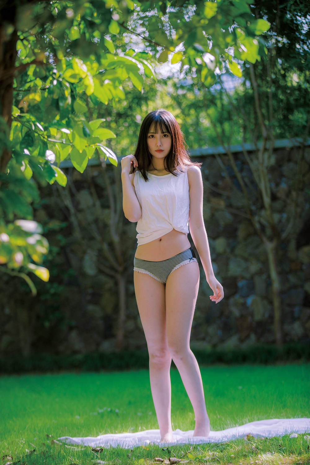 念雪ww-夏日微风[50P] COS网红博主 预览1图
