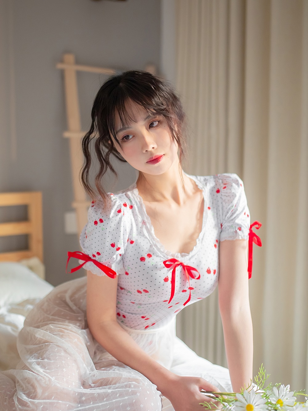 念雪ww-红玫瑰[32P] COS网红博主 预览1图