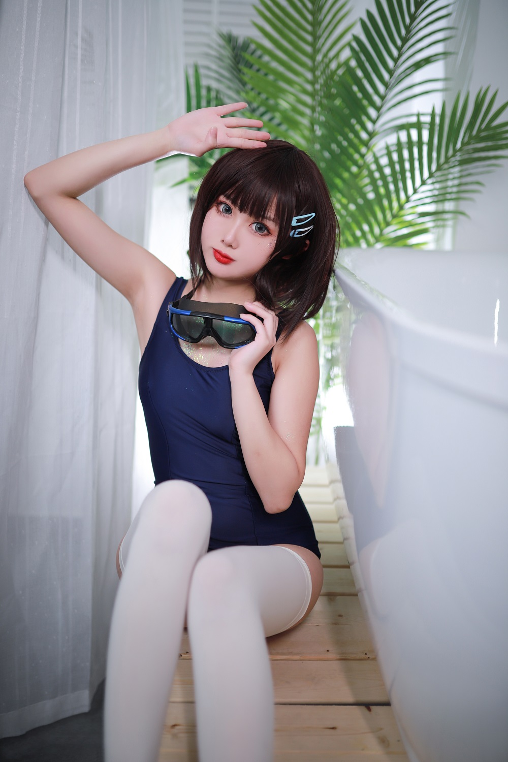 您的蛋蛋-夏日泳装浴缸[40P] COS网红博主 预览1图