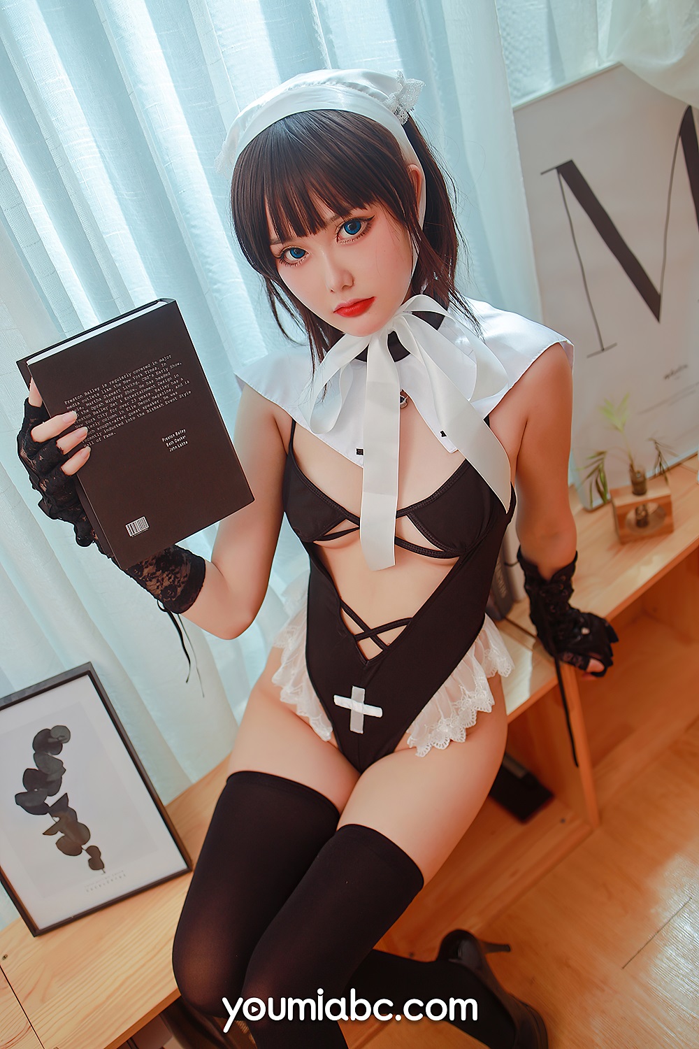 您的蛋蛋-YOUMI尤蜜2020.12.13-美味修女[30P] COS网红博主 预览1图