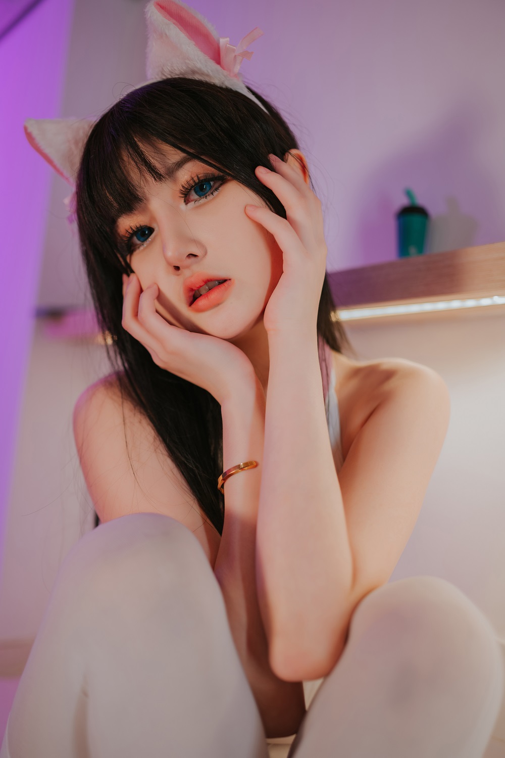 您的蛋蛋-思春期[43P+1V] COS网红博主 预览1图