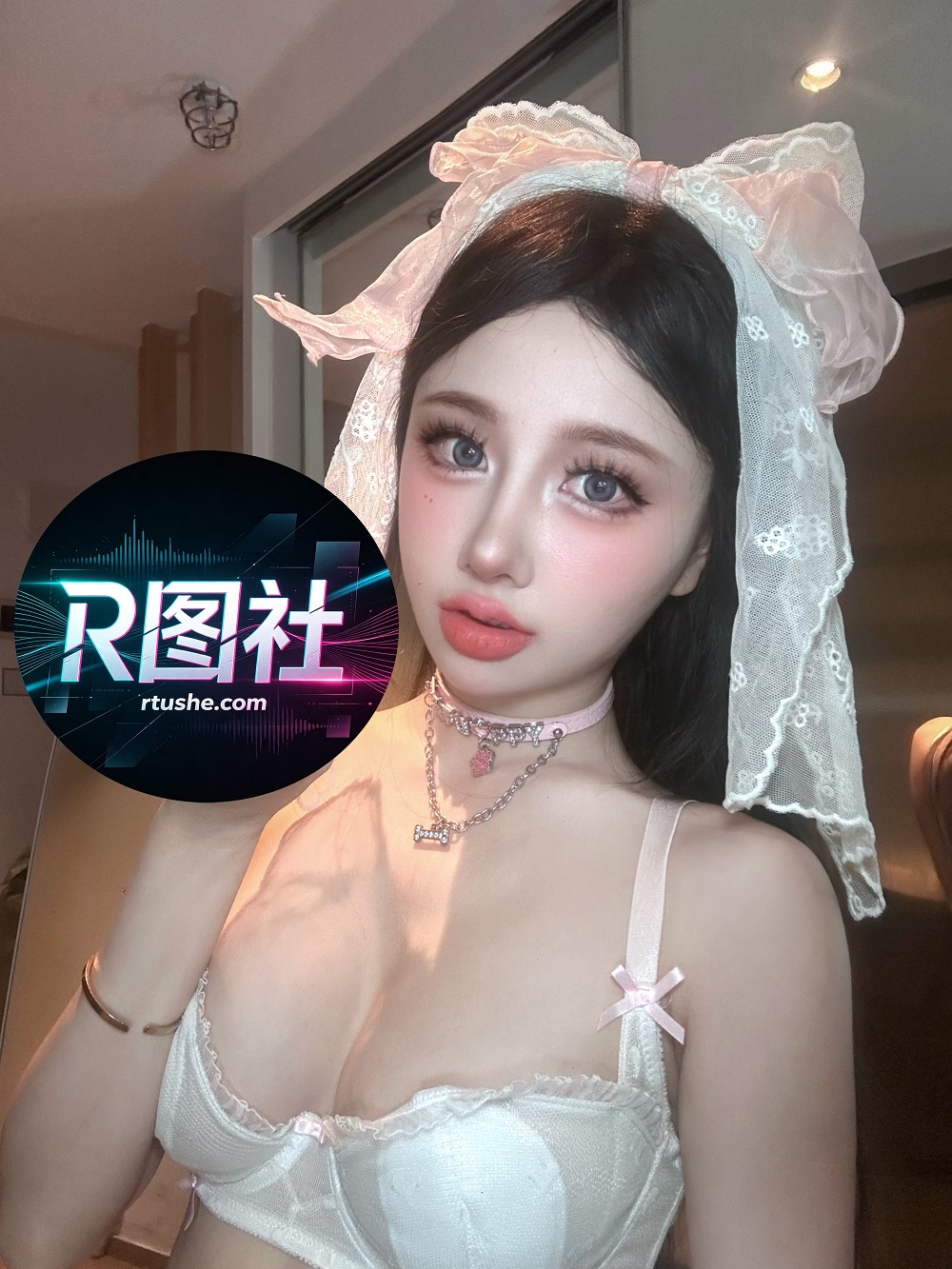 您的蛋蛋-唇膜[37P+1V] COS网红博主 预览1图