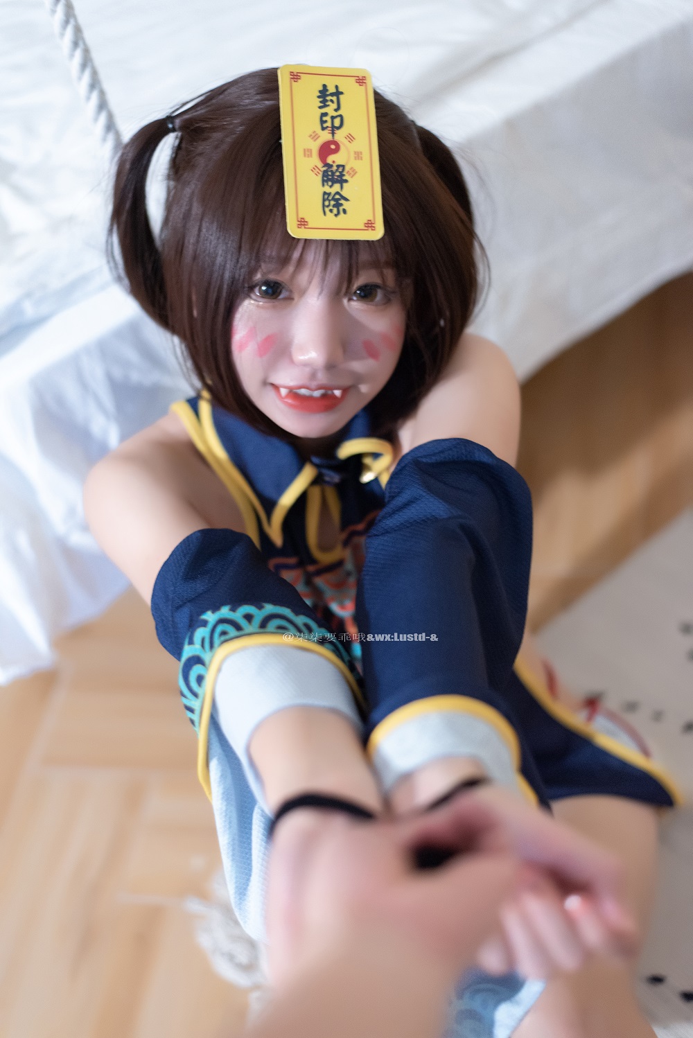 柒柒Lust77-小僵尸[45P] COS网红博主 预览1图