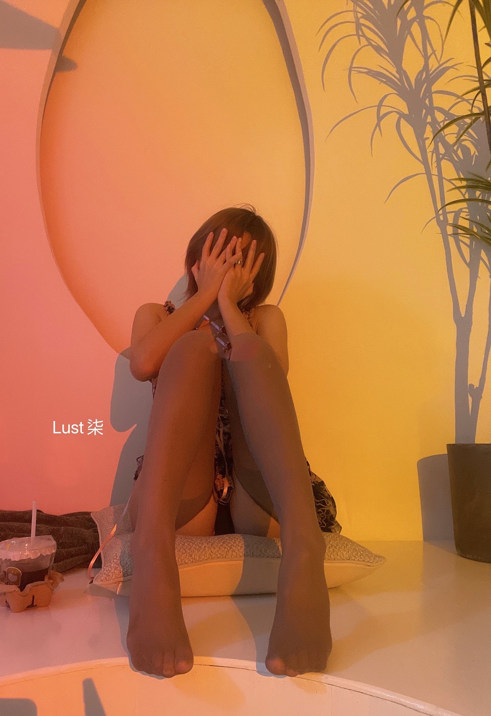 柒柒Lust77-灰丝蔷薇[31P+3V] COS网红博主 预览1图