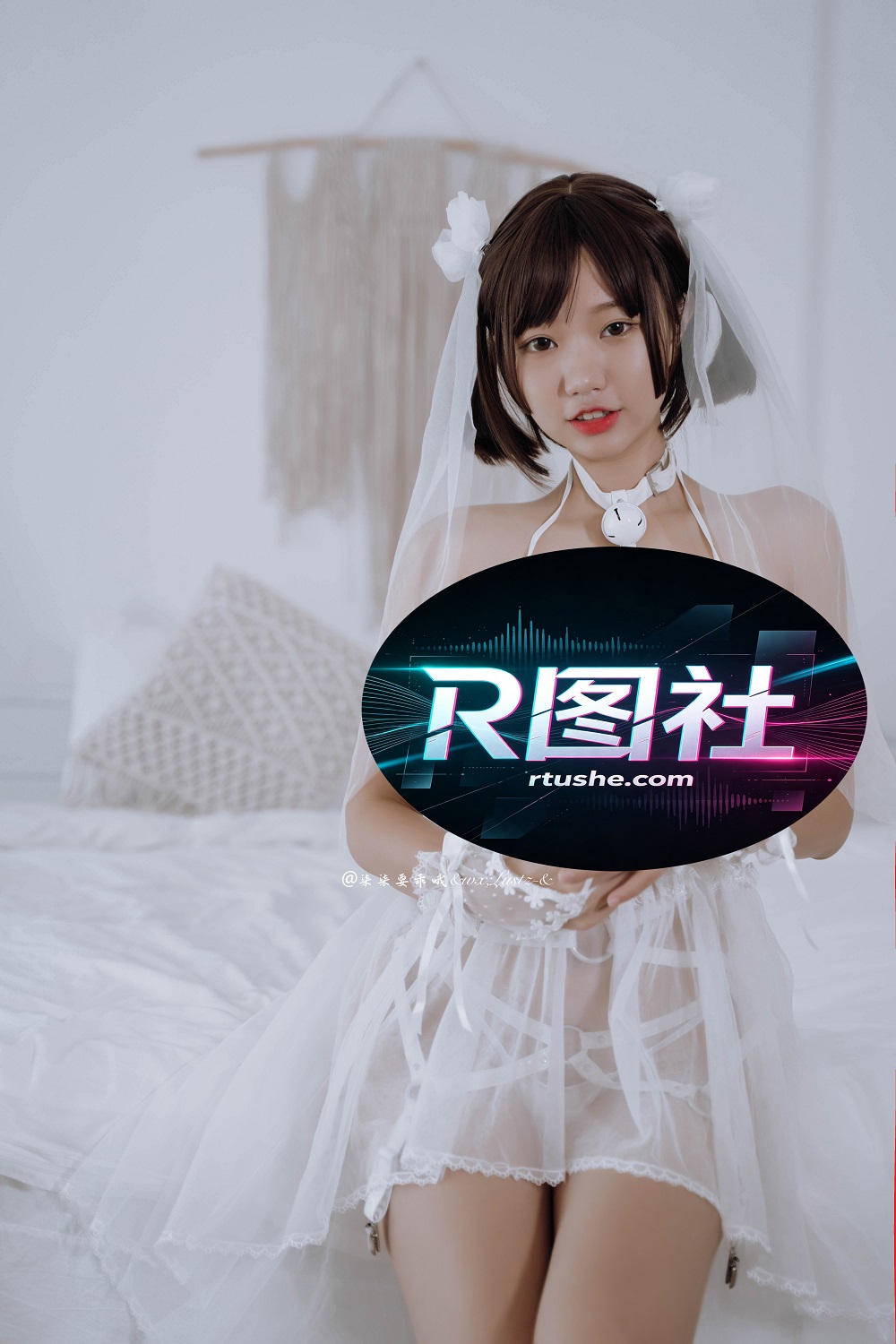 柒柒Lust77-驯服婚纱[53P+1V] COS网红博主 预览1图