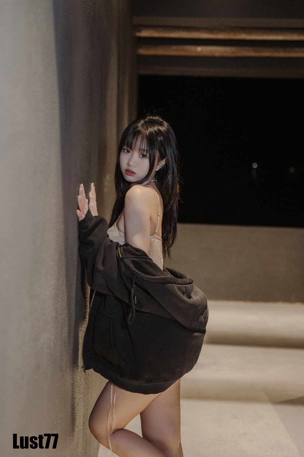 柒柒Lust77-纸醉金迷[90P+1V] COS网红博主 预览1图