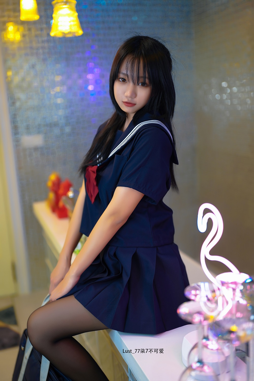 柒柒Lust77-反差JK少女[182P] COS网红博主 预览1图