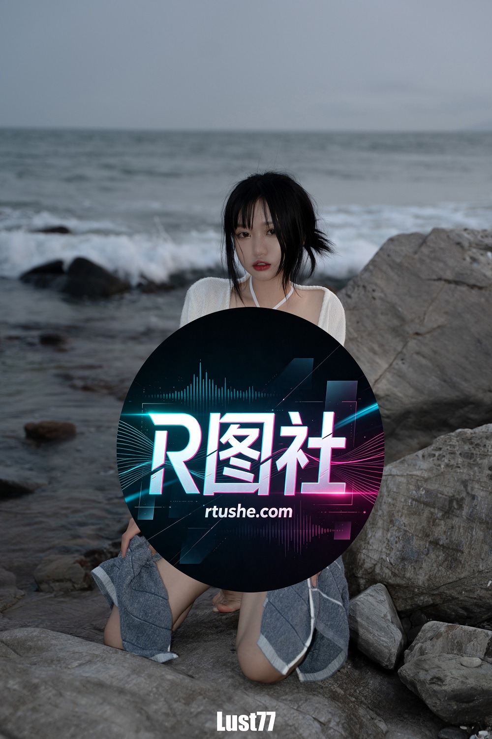 柒柒Lust77-礁石海岸[52P] COS网红博主 预览1图