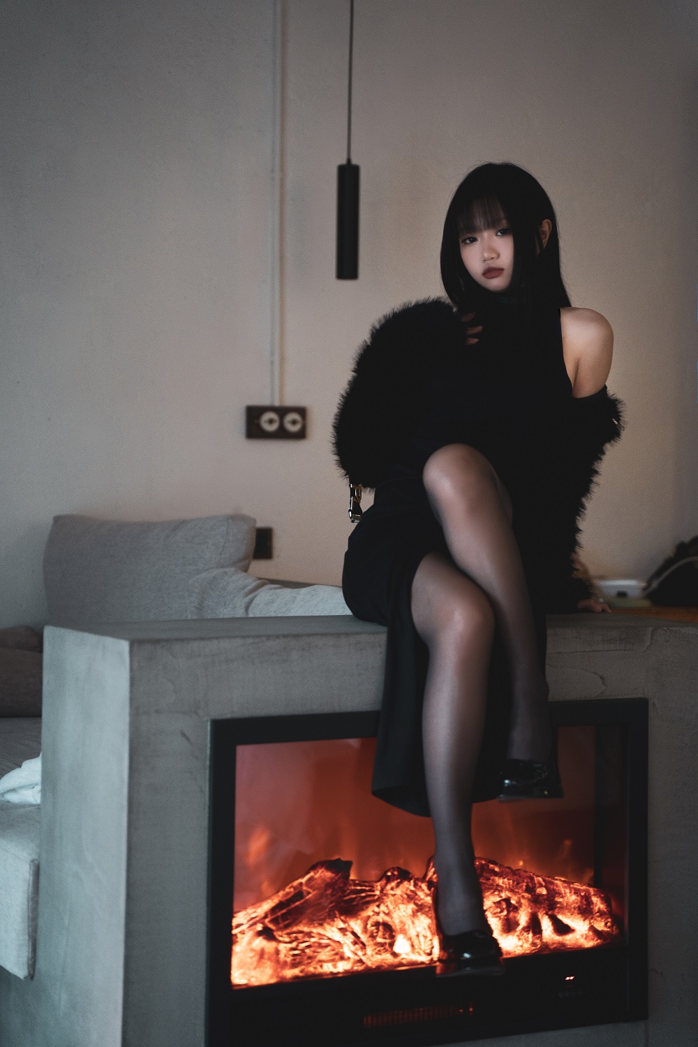 柒柒Lust77-清寂[22P] COS网红博主 预览2图