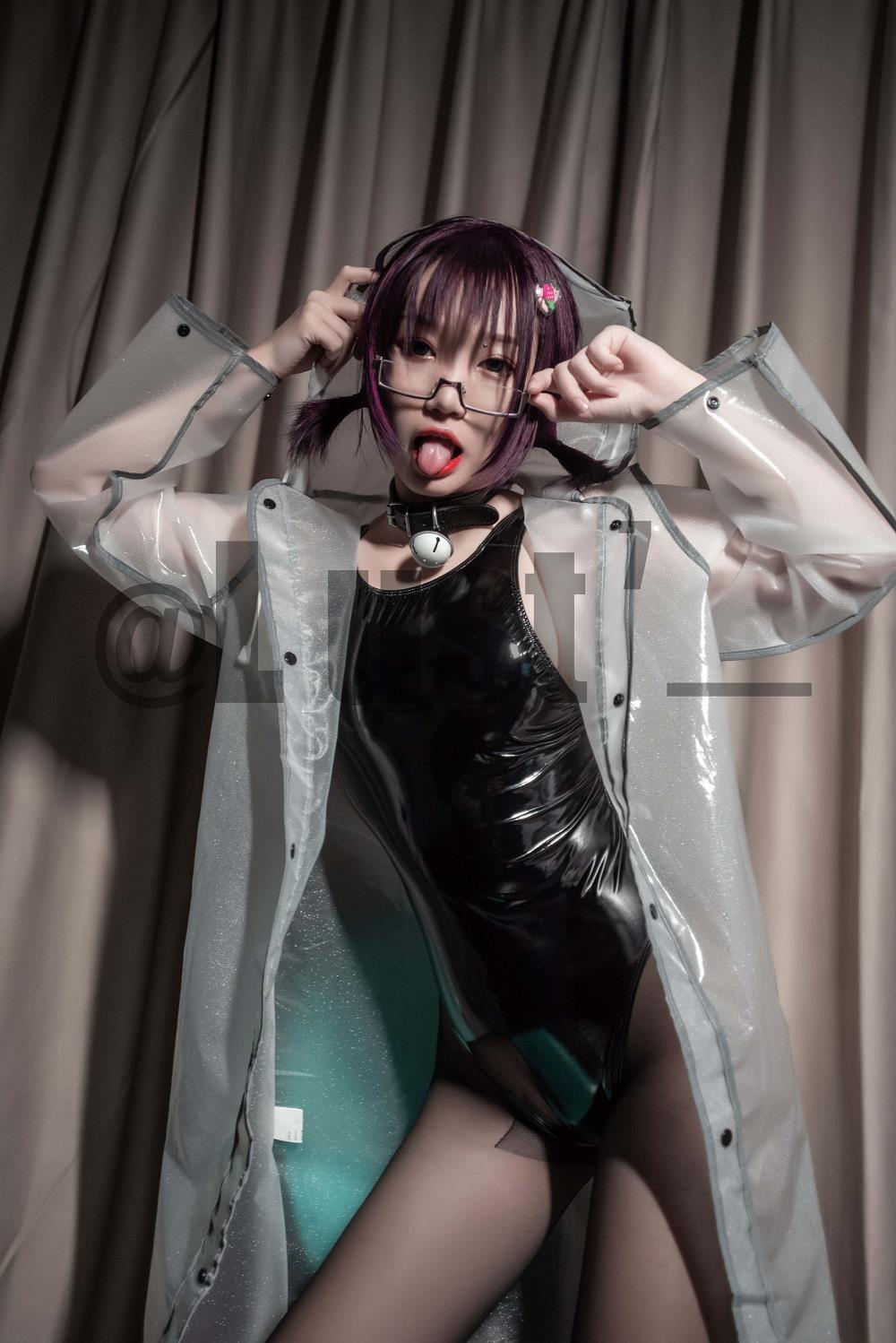 柒柒Lust77-漆皮死库水[29P] COS网红博主 预览2图