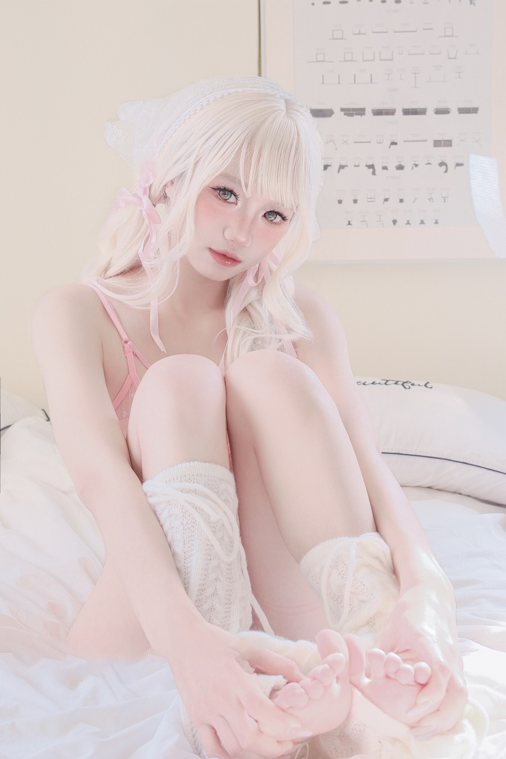 柒柒Lust77-洋娃娃[30P] COS网红博主 预览1图
