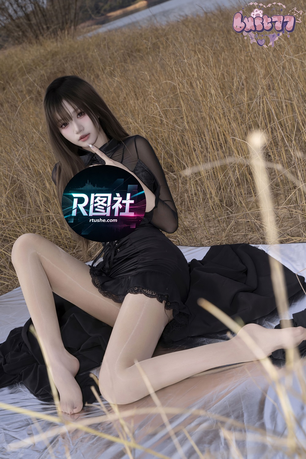 柒柒Lust77-湖畔物语[185P] COS网红博主 预览1图