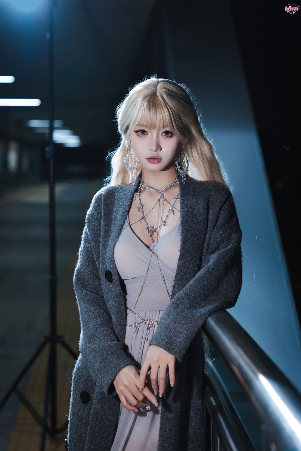 柒柒Lust77-灰姑娘·辛德瑞拉同人晚礼裙[97P] COS网红博主 预览1图