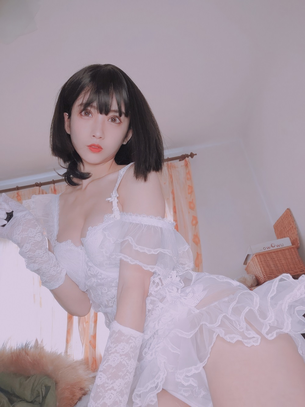 清颜颜子-婚纱内衣[23P] COS网红博主 预览1图
