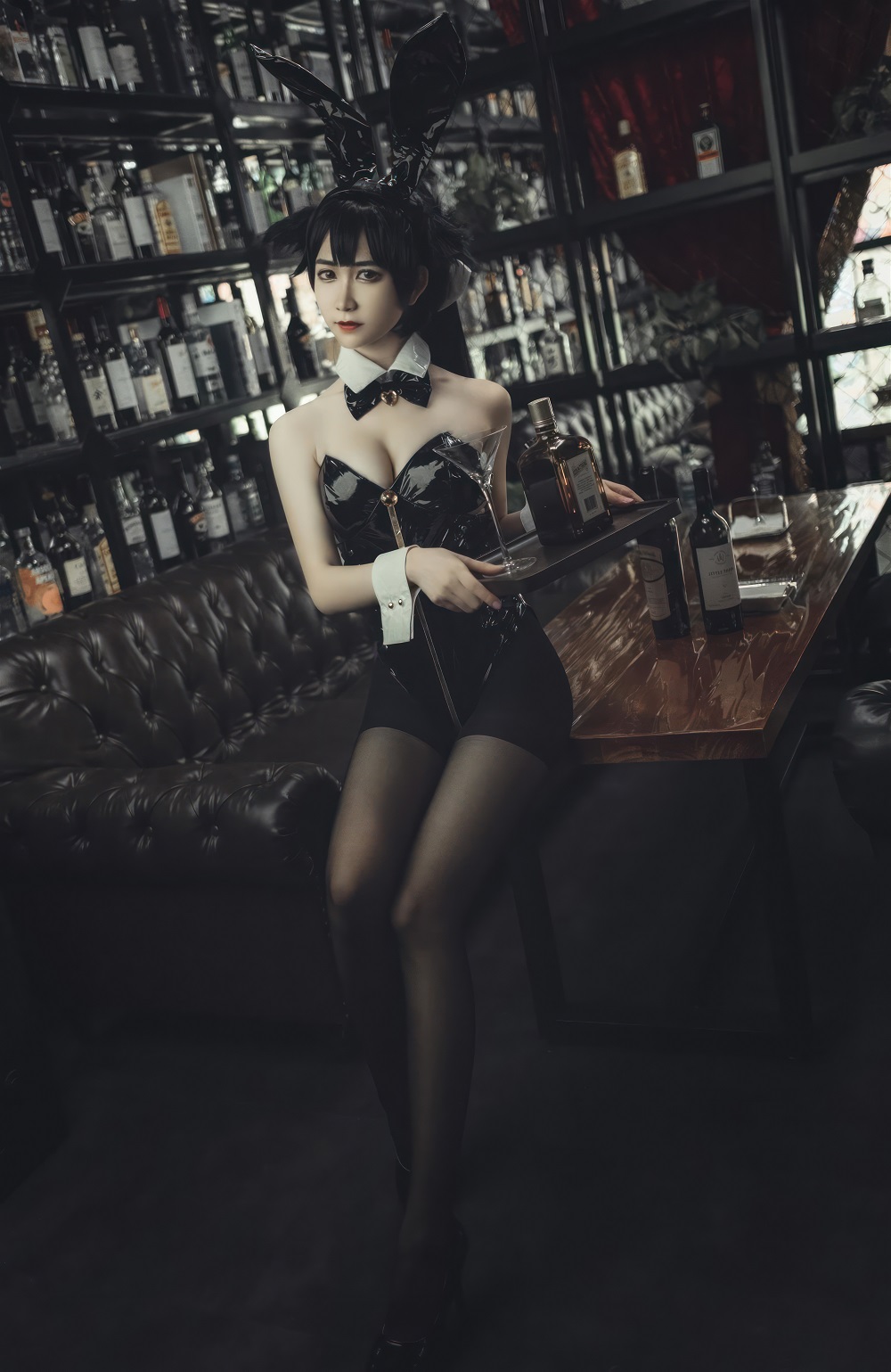 阮邑Fairy-碧蓝航线-高雄兔女郎[16P] COS网红博主 预览1图