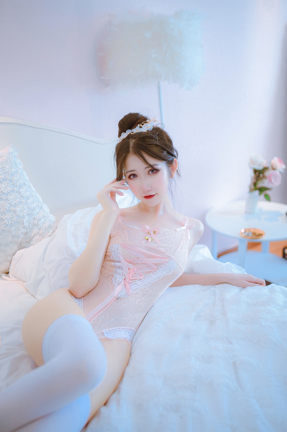 阮邑Fairy-大象粉内衣[34P] COS网红博主 预览2图