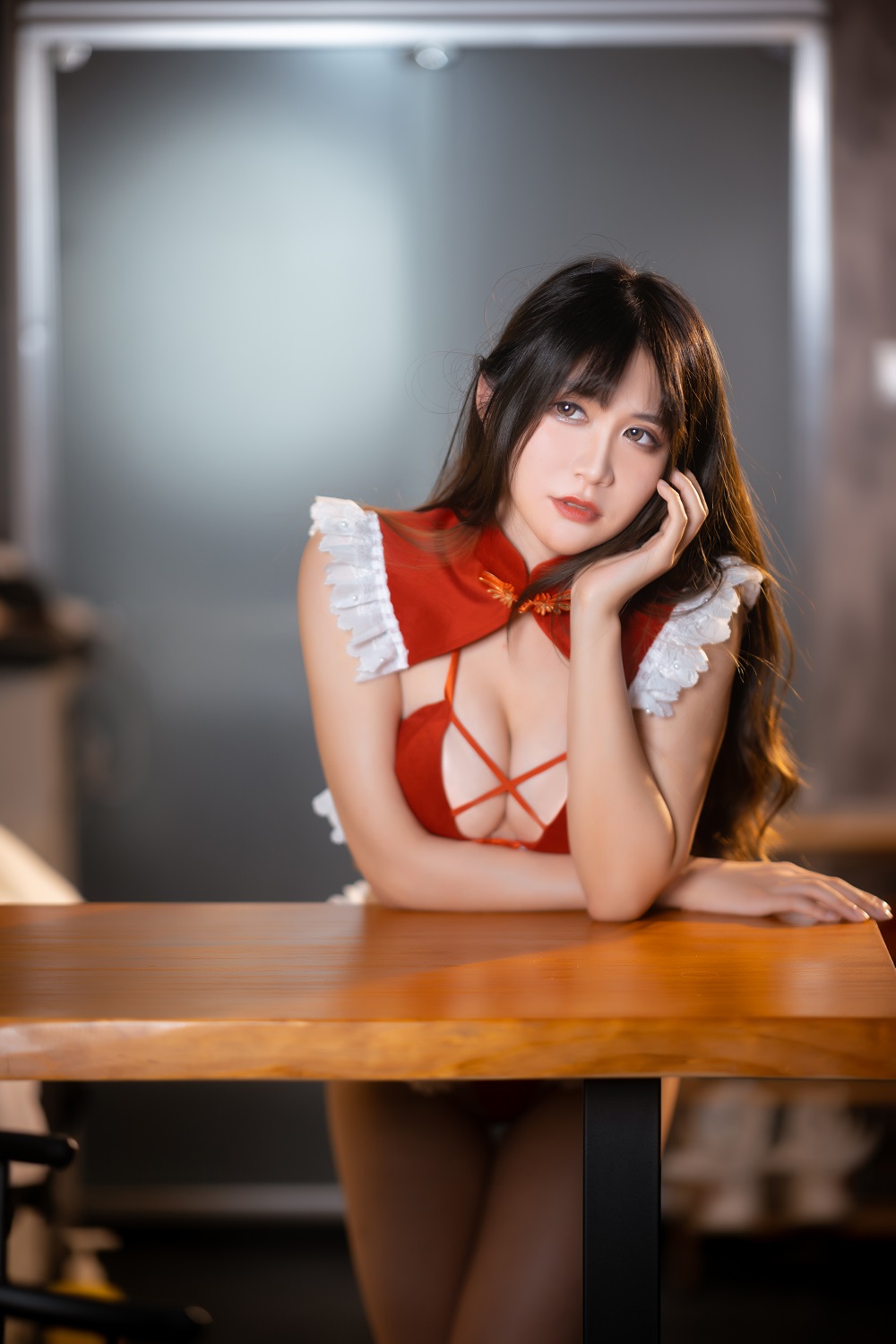 阮邑Fairy-大象红内衣[30P] COS网红博主 预览2图