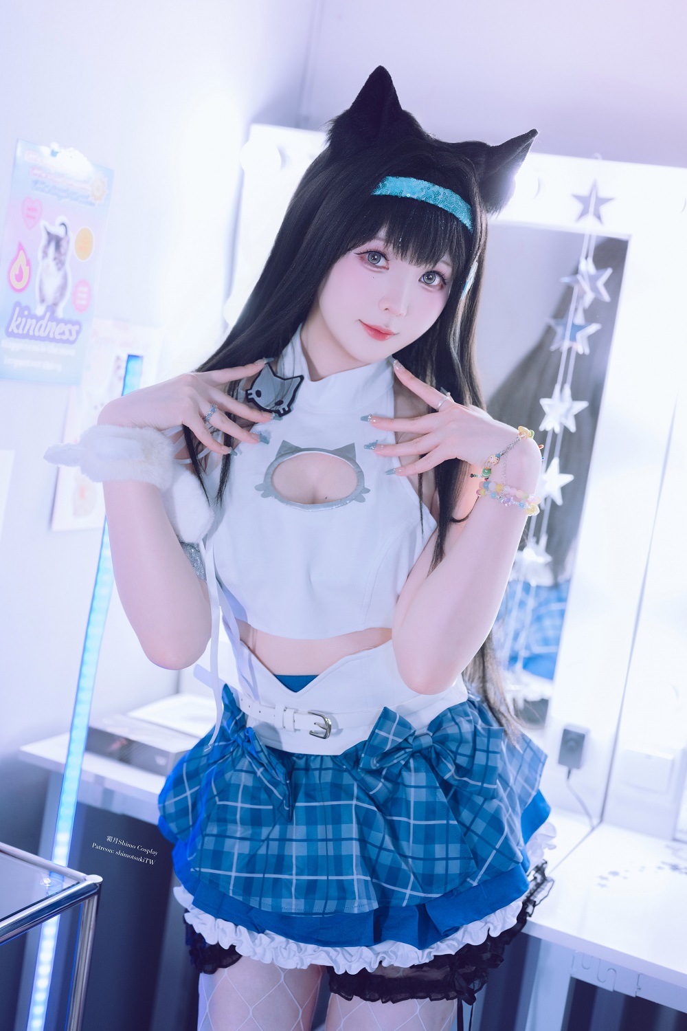 霜月shimo-Nikke胜利女神-敏特原皮泳装[16P] COS网红博主 预览1图