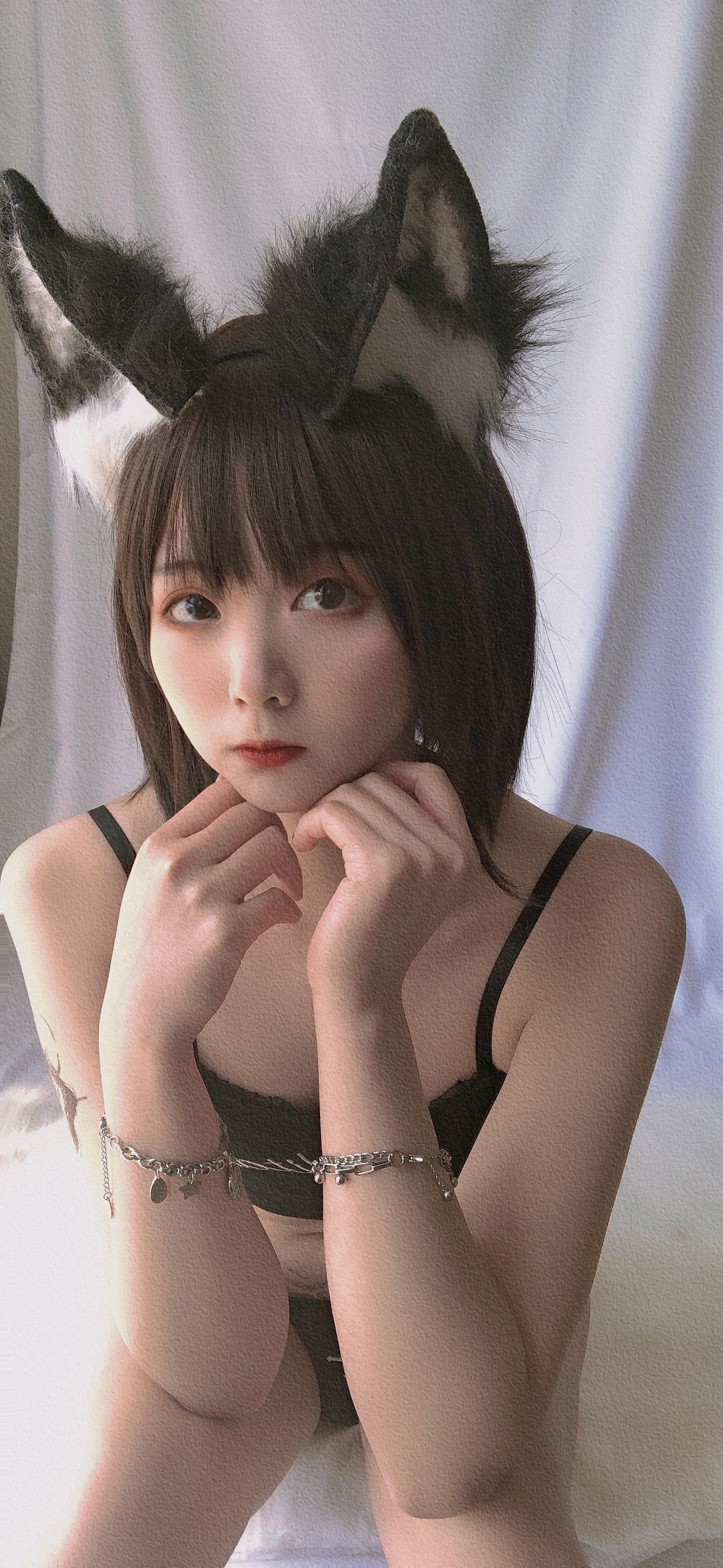 是青水-小狼自拍[34P] COS网红博主 预览2图