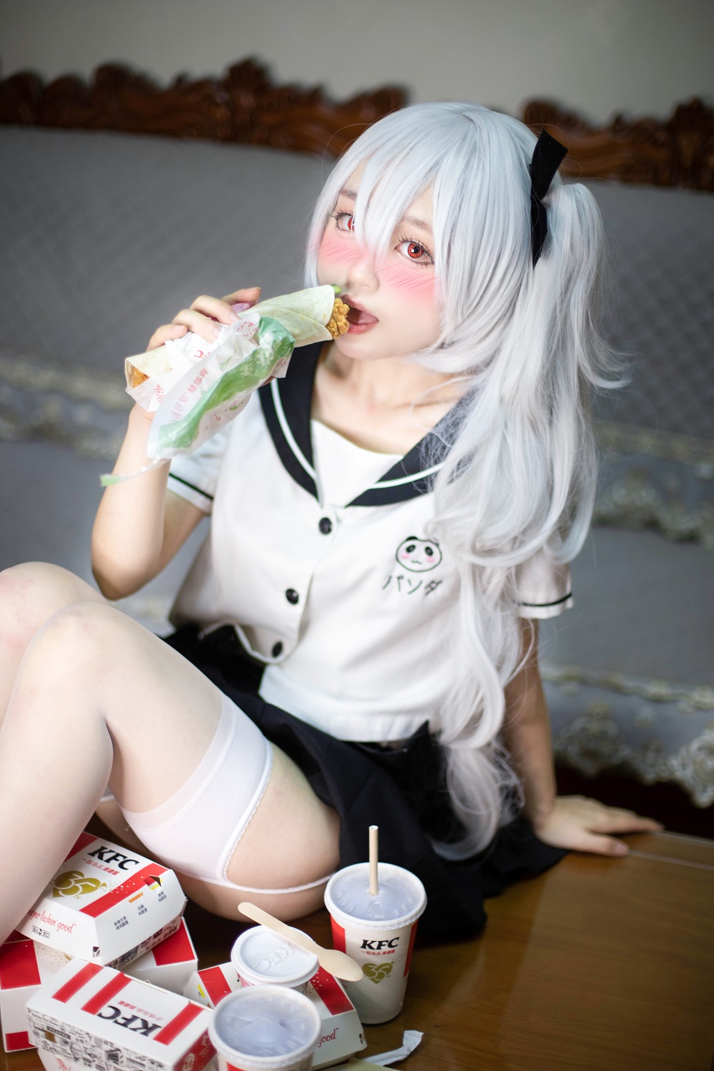 神沢永莉-疯狂星期四[47P] COS网红博主 预览2图