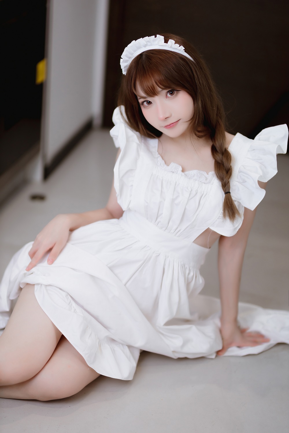 是三不是世w-围裙小厨娘[62P] COS网红博主 预览2图