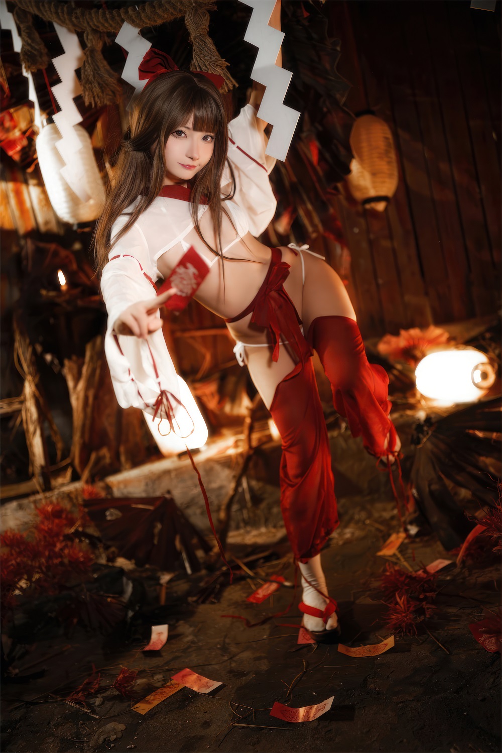 是三不是世w-祈福巫女[43P] COS网红博主 预览1图