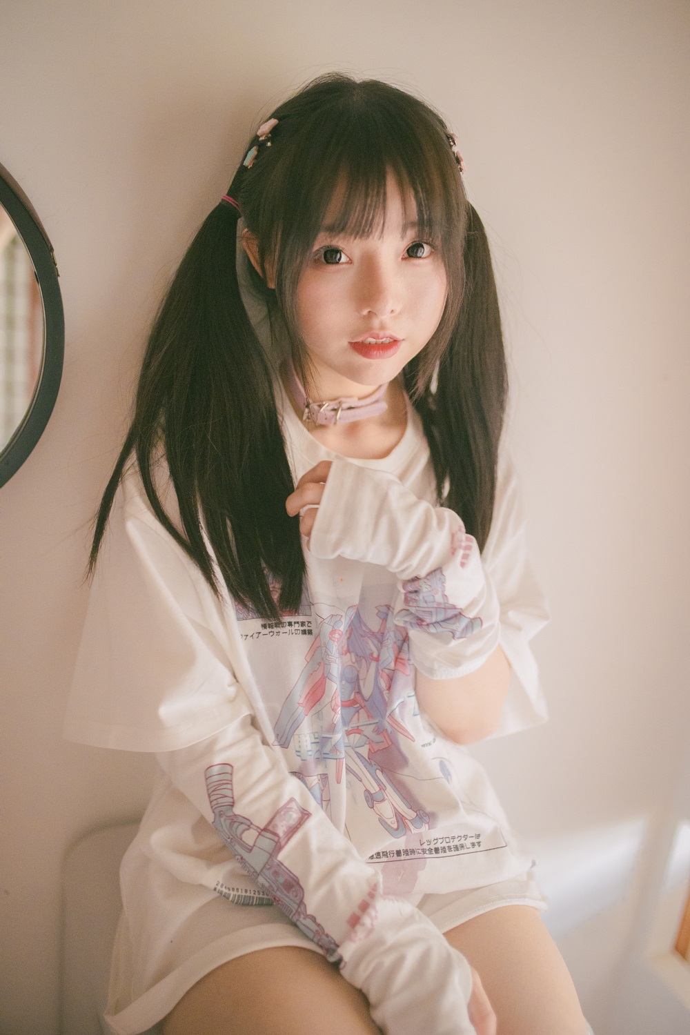 六味帝皇酱-午后的少女[84P] COS网红博主 预览1图
