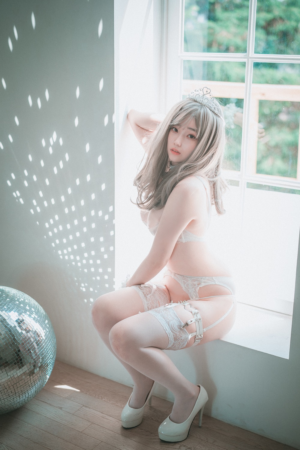 Bambi밤비-DJAWA Photo-Eine De Blanc-B side[63P] 韩系图集 预览2图