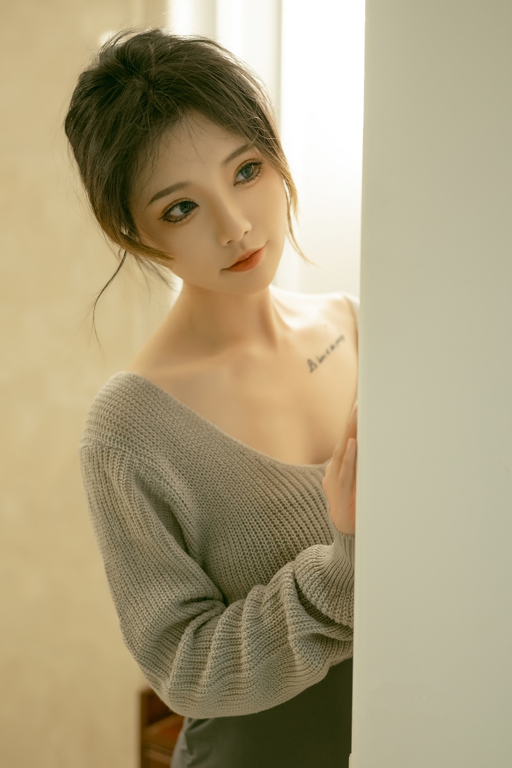 桃良阿宅-晚餐后[40P] COS网红博主 预览1图