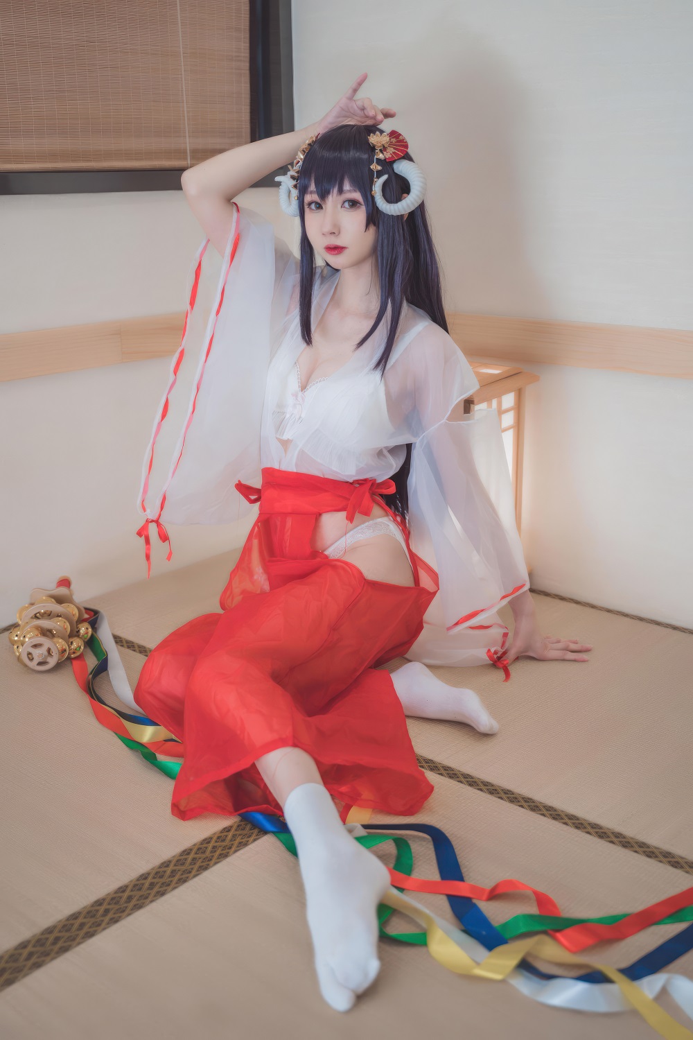 西园寺南歌-透明巫女[30P] COS网红博主 预览2图