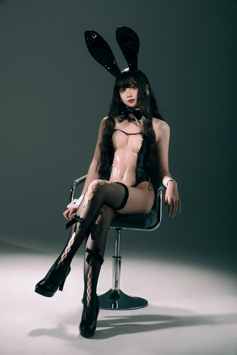 瓦斯塔亚小龙虾-Bunny Diary兔女郎主题本[134P] COS网红博主 预览1图