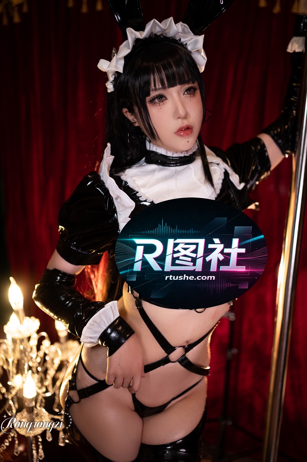 小容仔咕咕咕-Rabbit黑白兔女郎[50P] COS网红博主 预览2图