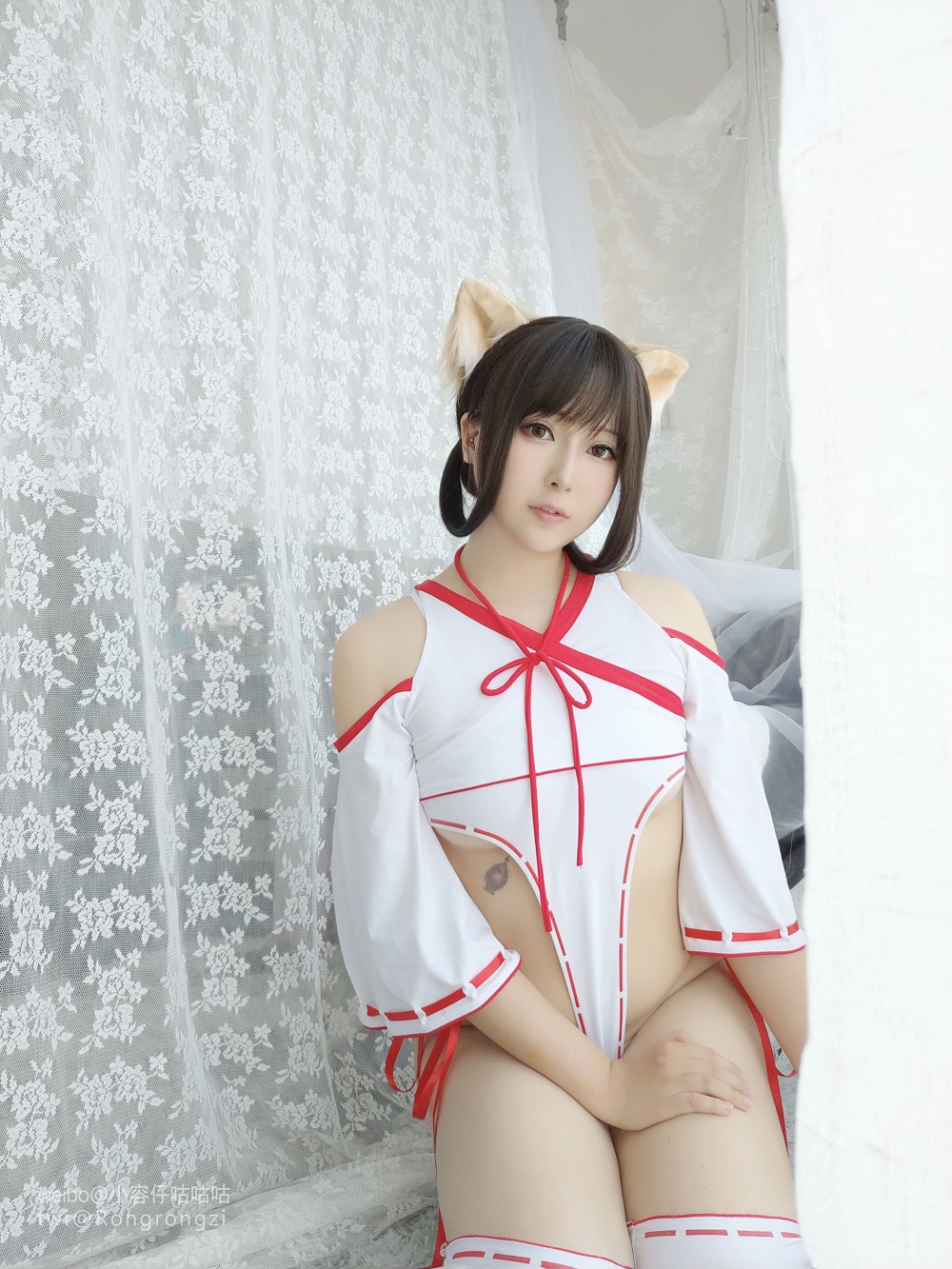 小容仔咕咕咕-巫女系列-恶灵退散[53P+1V] COS网红博主 预览1图