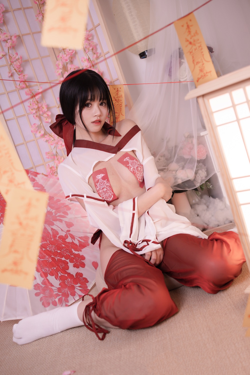 星黛鹿鹿i-祈福巫女[56P] COS网红博主 预览1图