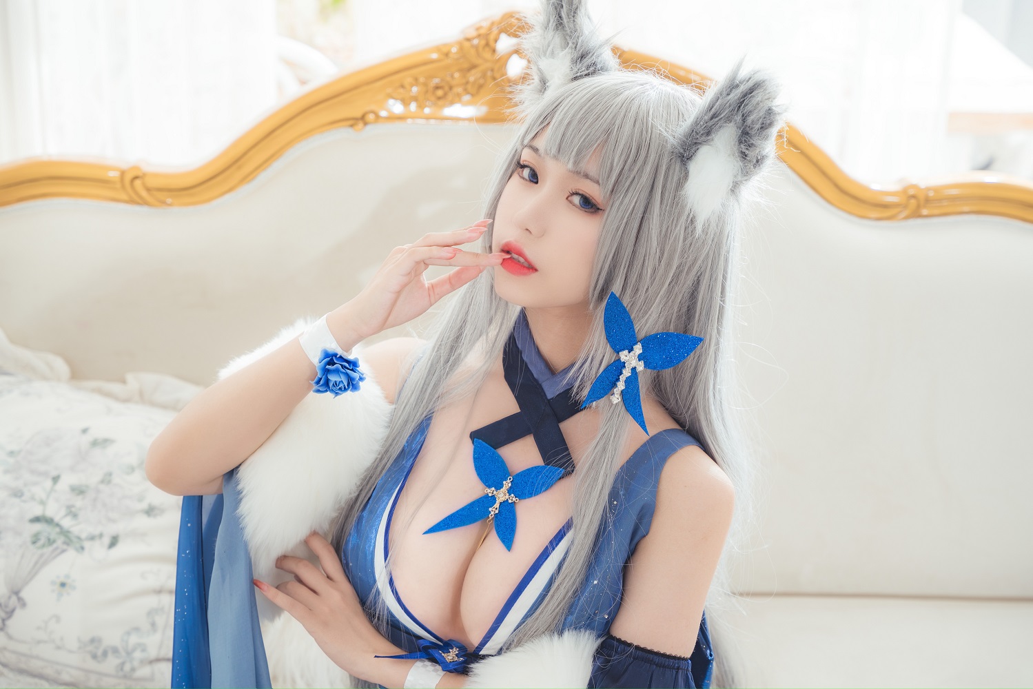 亦南南南-碧蓝航线-信浓礼服[9P] COS网红博主 预览1图