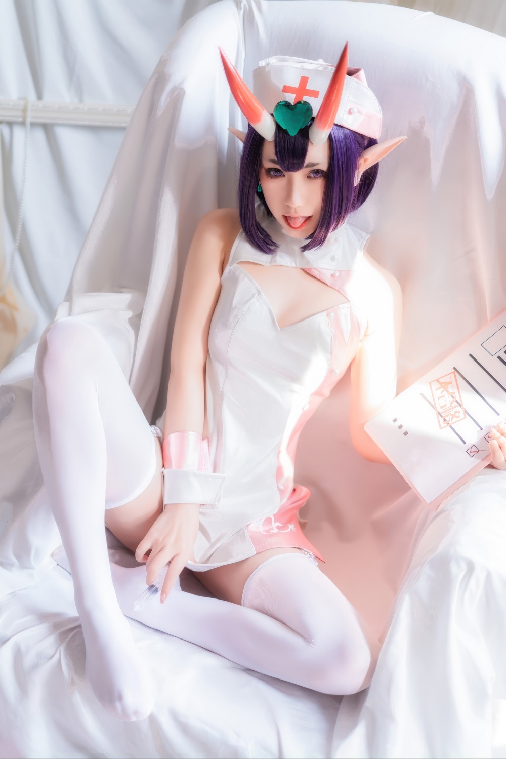 亦南南南-FGO-酒吞童子护士服[9P] COS网红博主 预览1图