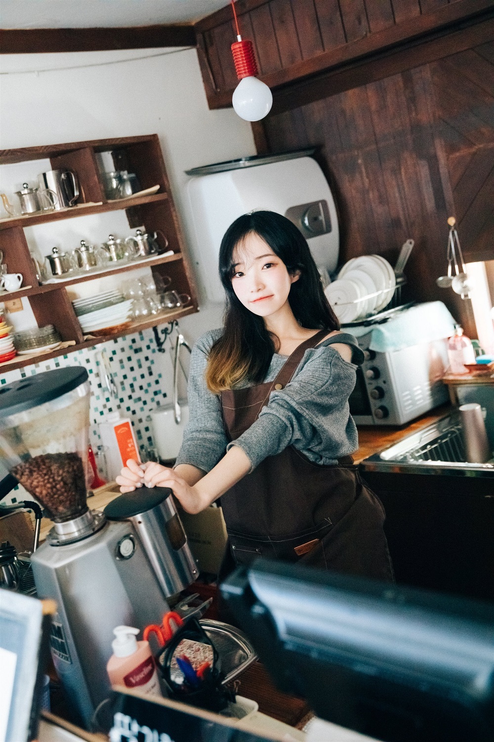 Bambi밤비-Loozy-Cafe Alba[179P] 韩系图集 预览1图