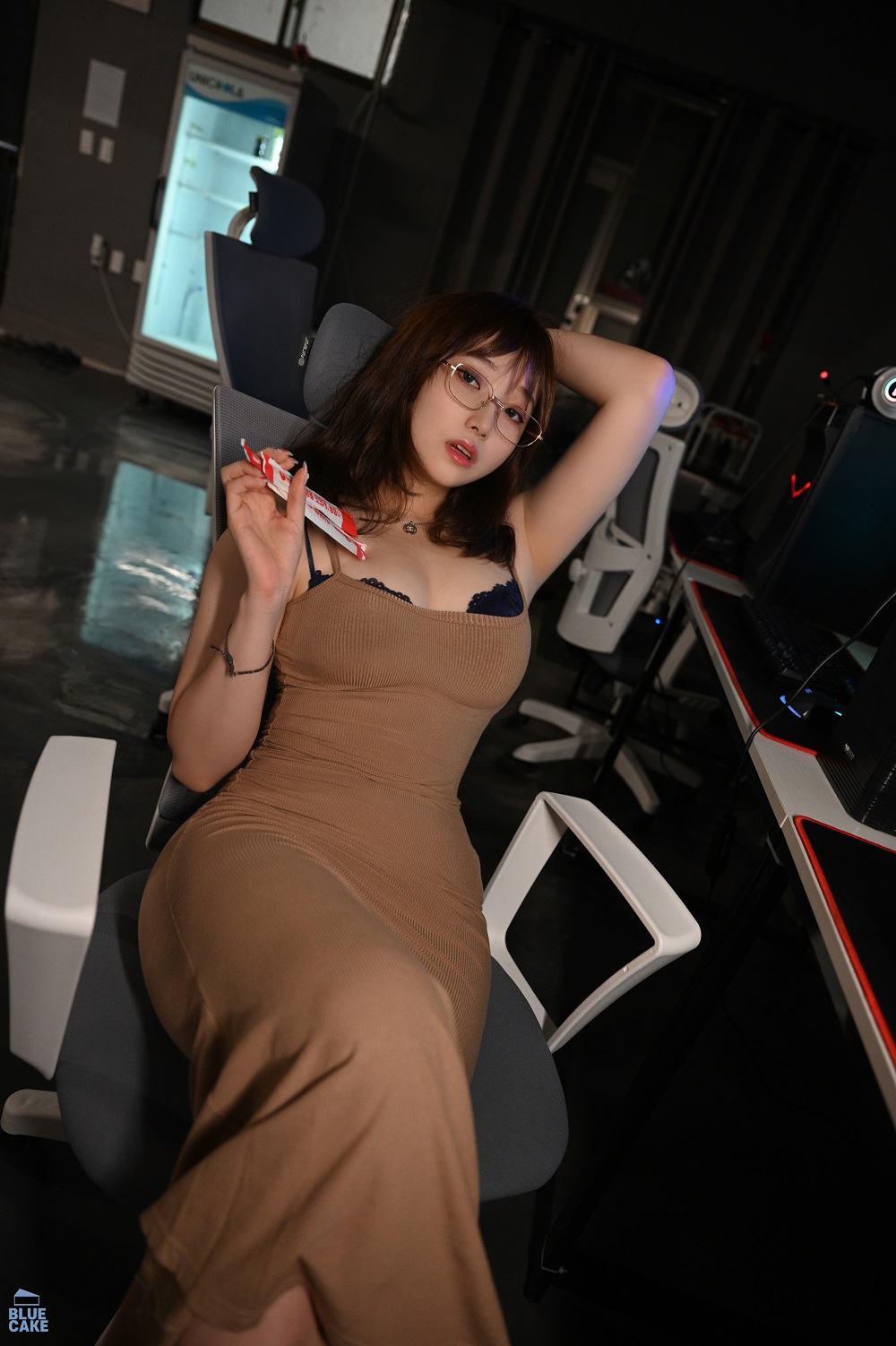 Bambi밤비-Bluecake-PC room alba[215P] 韩系图集 预览1图