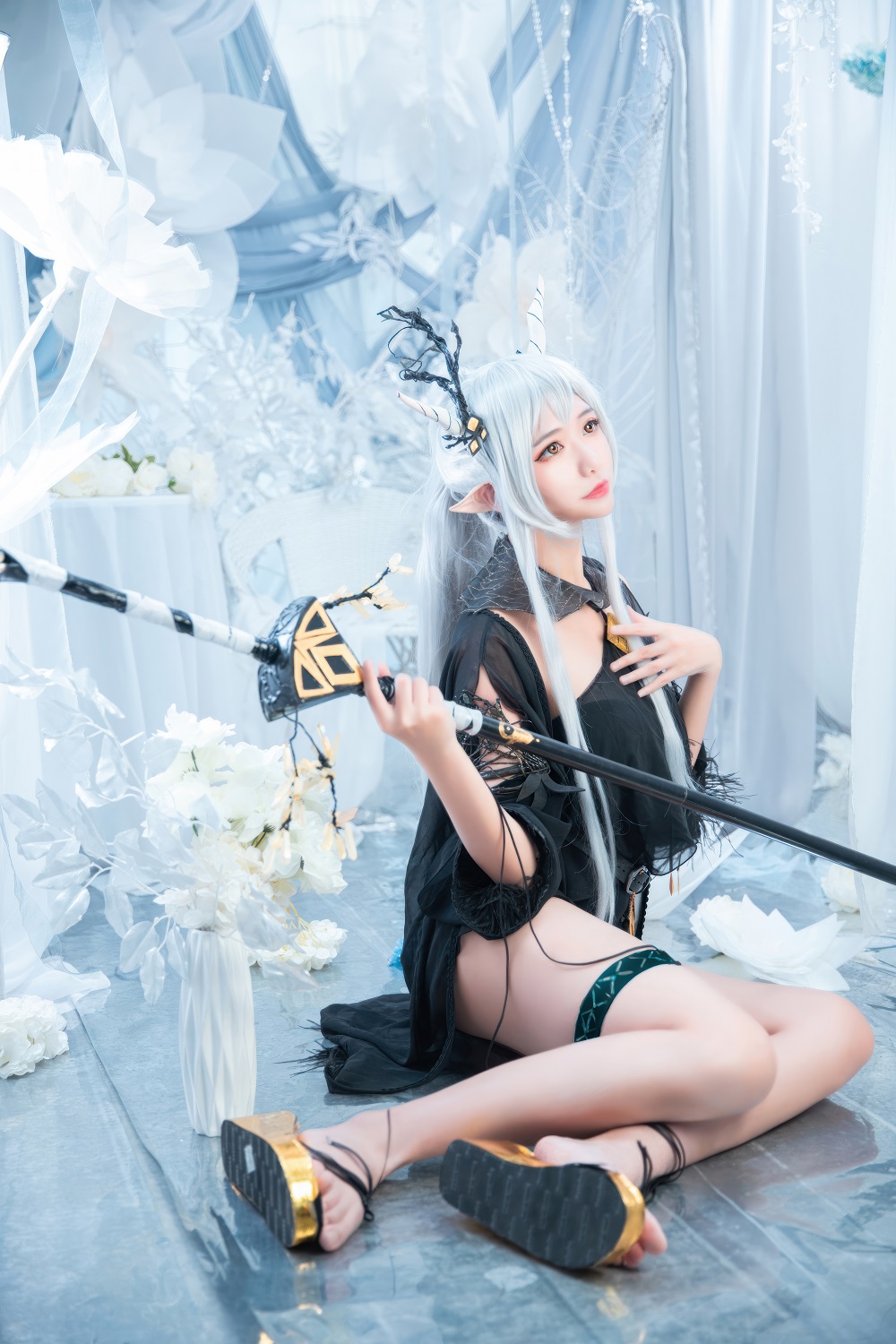 源纱希喵喵喵-明日方舟-闪灵[13P] COS网红博主 预览1图