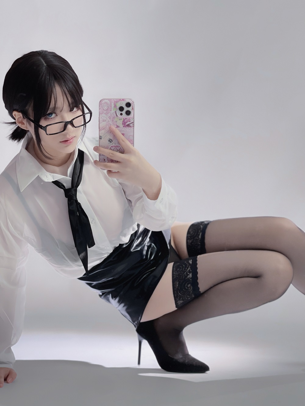 幼愛Yume-早安,想吃点什么?[28P] COS网红博主 预览1图