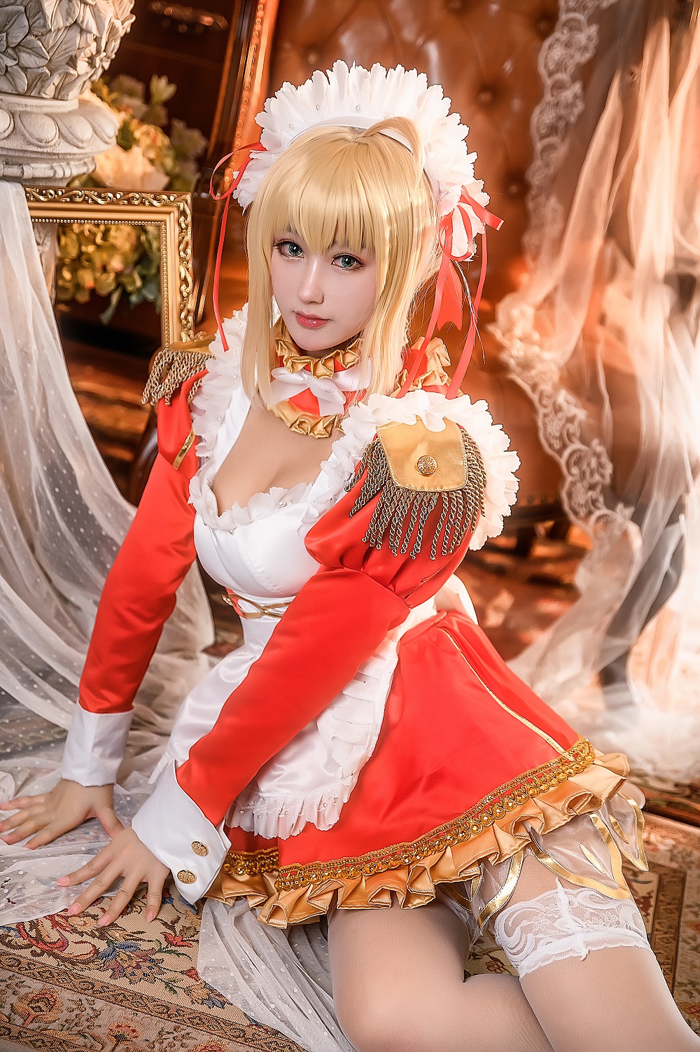 羽生三未-FGO-尼禄同人女仆[34P] COS网红博主 预览1图