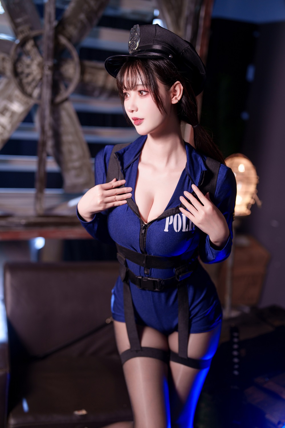 羽生三未-纯狱之风女警[31P] COS网红博主 预览2图